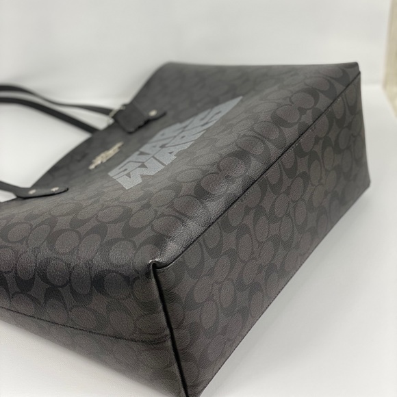 🔥SALE 🔥Star Wars x Coach 2PCS Tote & Wallet - Picture 7 of 16